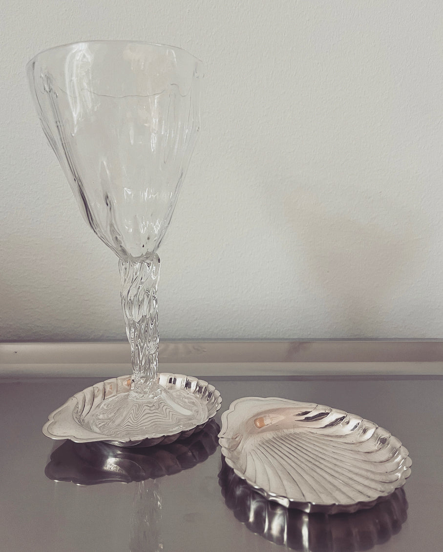 Vintage Oneida Silver Plated Shell Dish/Coaster