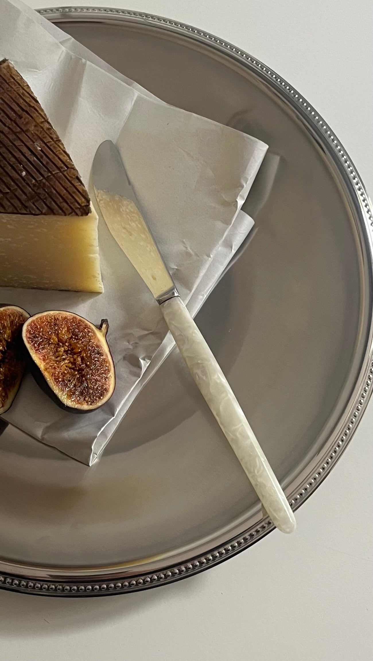 Vintage Mother of Pearl Knife