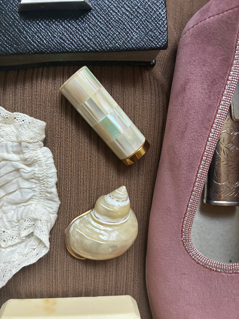 Mother-of-Pearl Pill Box