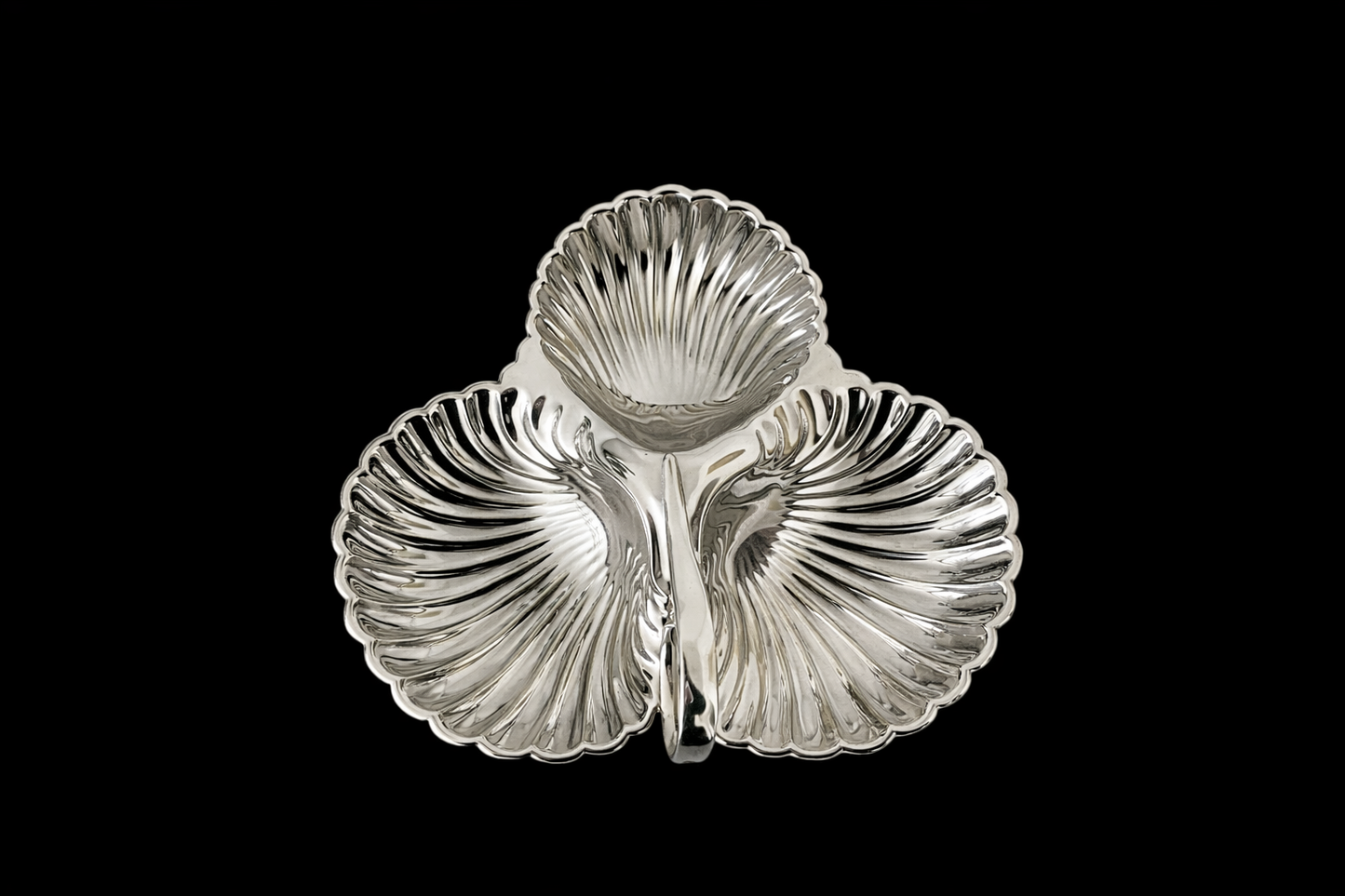 Triple-Shell Serving Dish