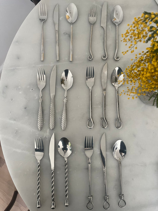 Extraordinary Mixed Cutlery Set (18 pieces)